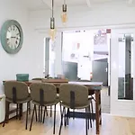 Sidestreet House